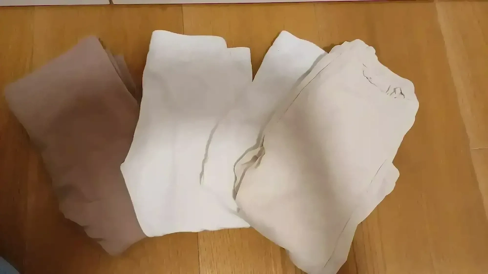 Drei Leggins und eine Jogginghose Größe 86 92