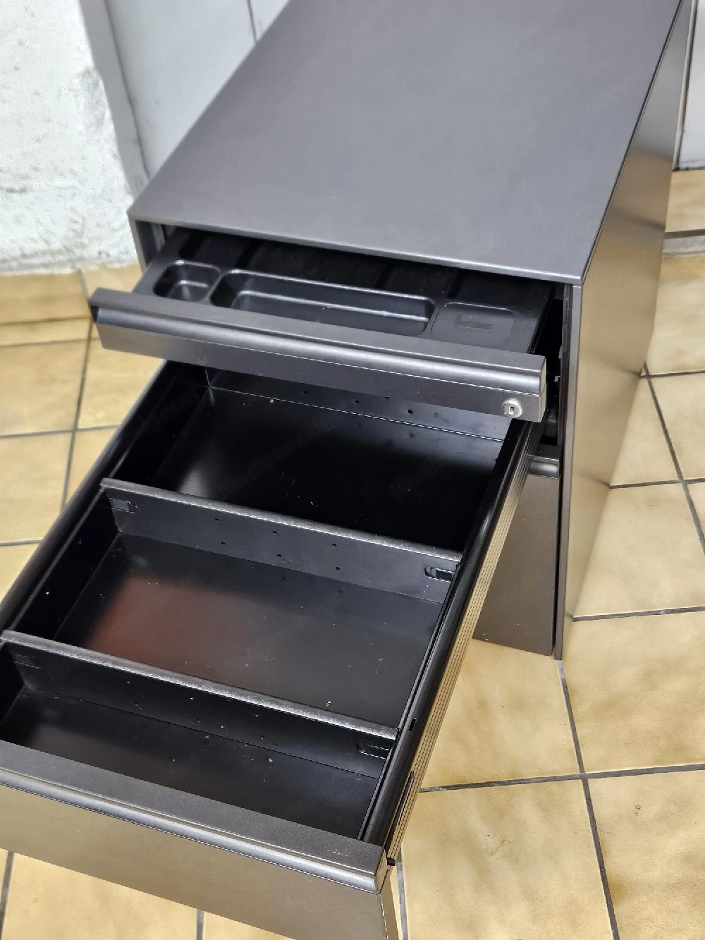 Robuster, schwerer Profi Rollcontainer 