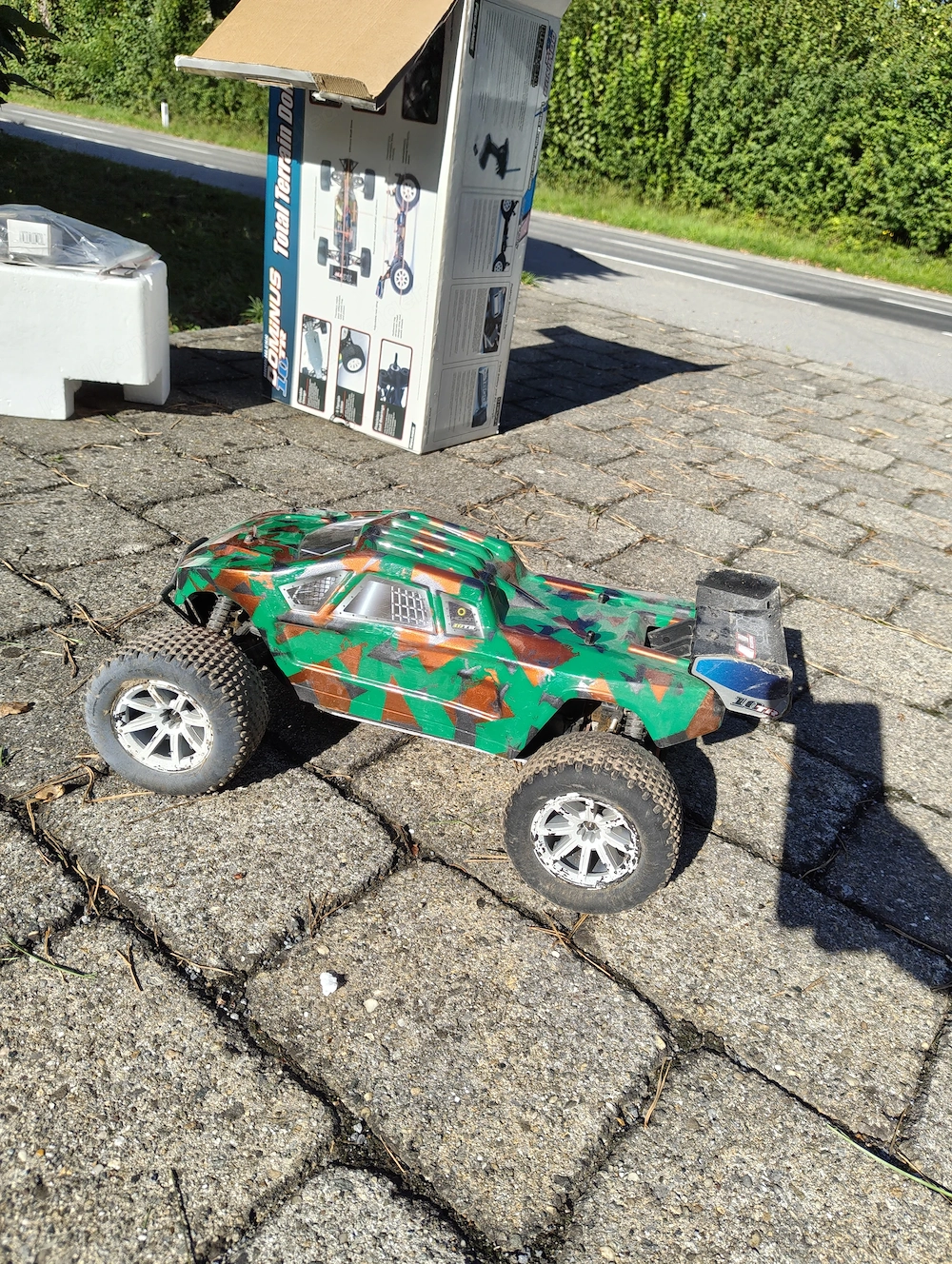 Modellauto ferngesteuert 