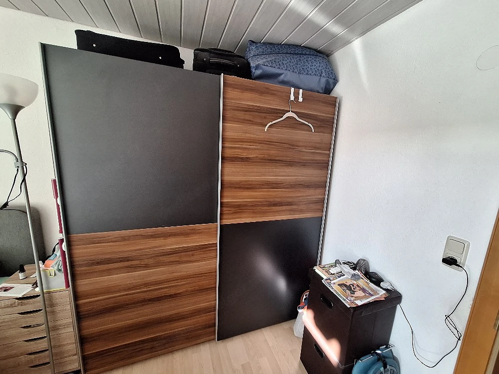 Schwebetürenschrank zum Selbstabbau und Abholung