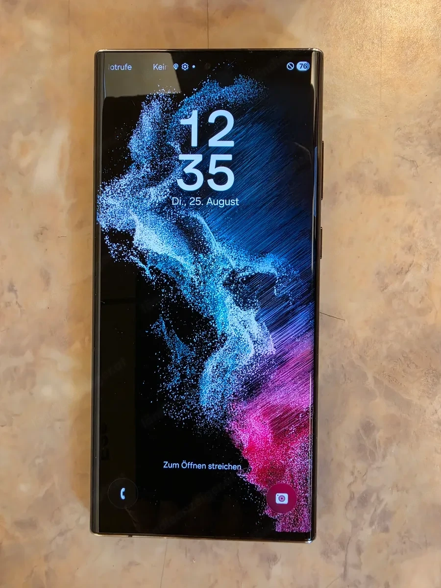 Samsung Galaxy S22 Ultra - 512 GB - schwarz + 4 Hüllen