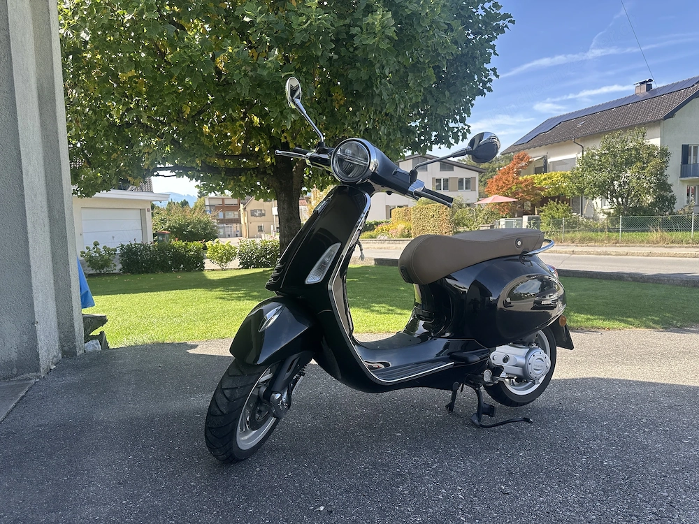 Vespa Piaggio Primavera 