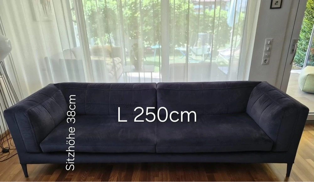 Hochwertige Design-Couch - Alcantara Blau | Neupreis   1.500