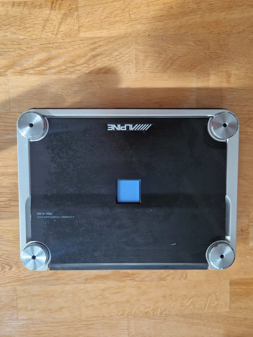 Alpine PDX-4.100 High-End 4-Kanal Digital-Endstufe (Kompakt & Kraftvoll)   inkl. aller Stecker!