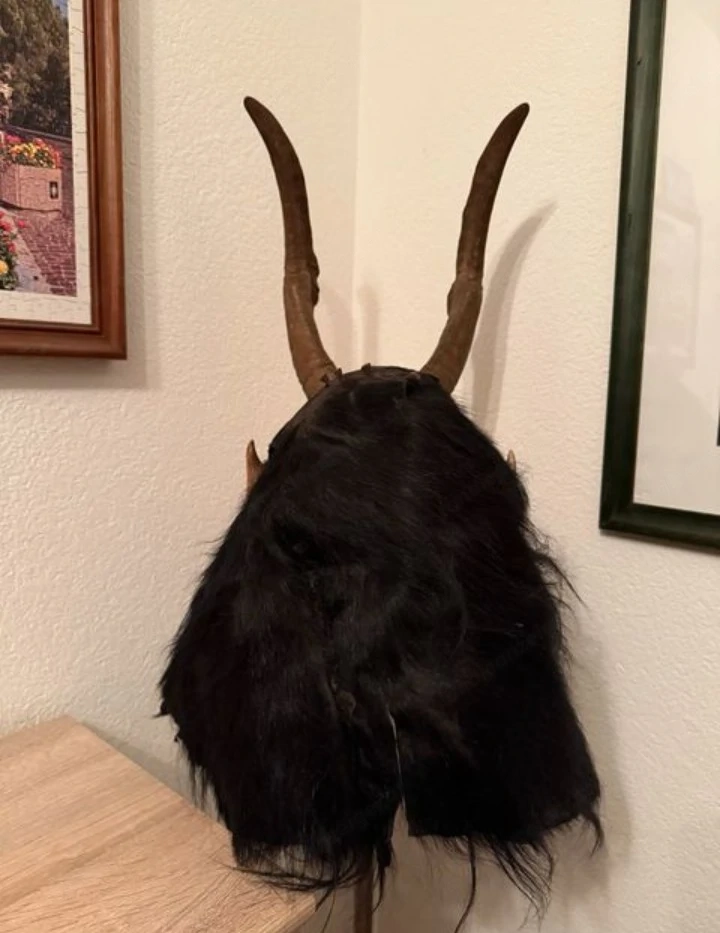 krampusmaske