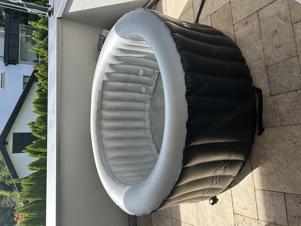 Whirlpool für 2 Personen