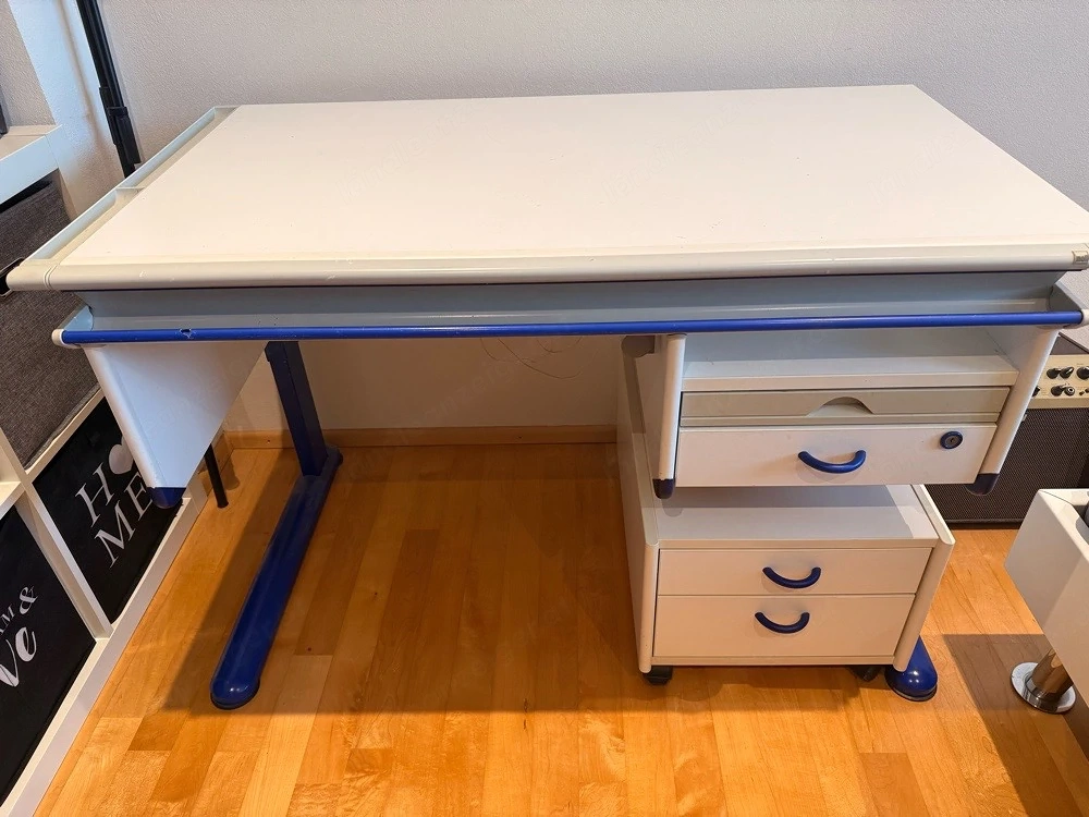 kinder  Jugend Schreibtisch