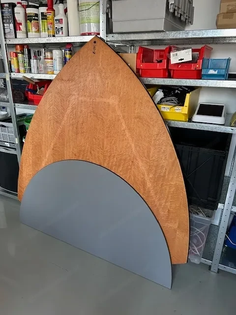 Zwei Tischplatten zu verschenken