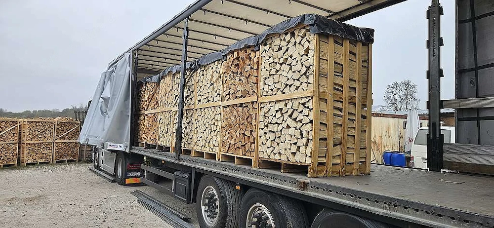 Lieferung,Brennholz: Eiche,Buche,Esche,Tanne