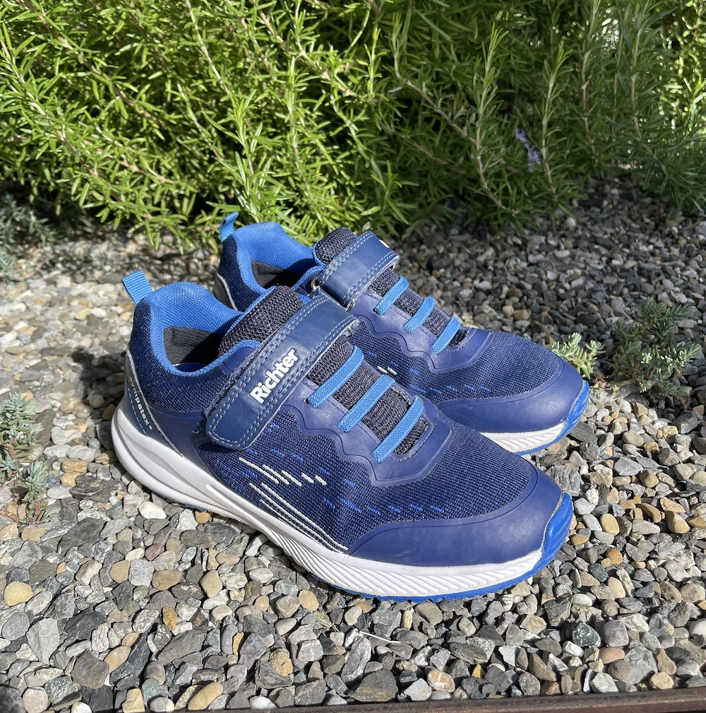 Richter Sneaker wasserdicht Größe 33