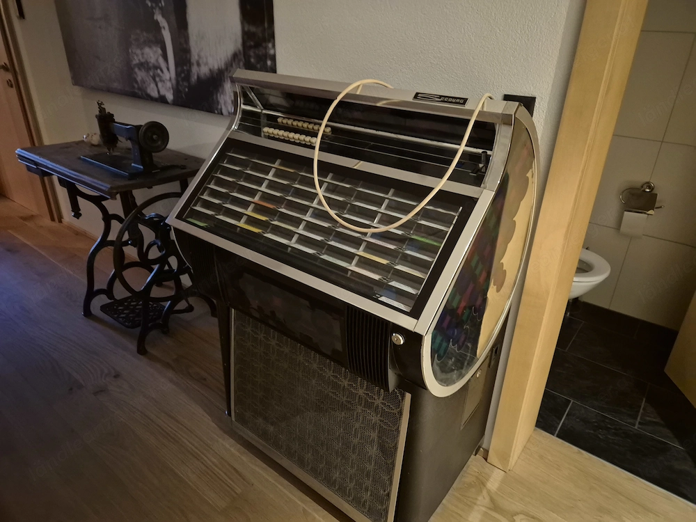 Jukebox Seeburg Carnival SL100