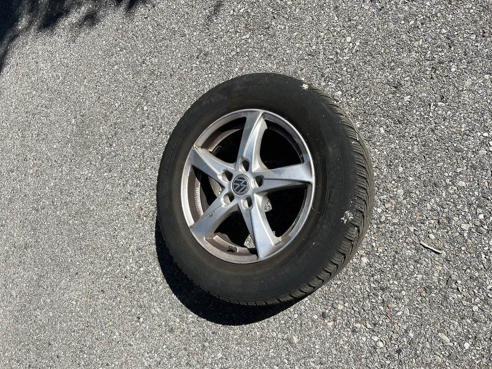 4x Winterreifen auf Felge für VW Tiguan