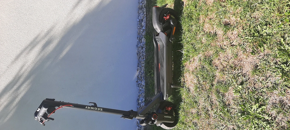 Segway Ninebot max g3 zu verkaufen.