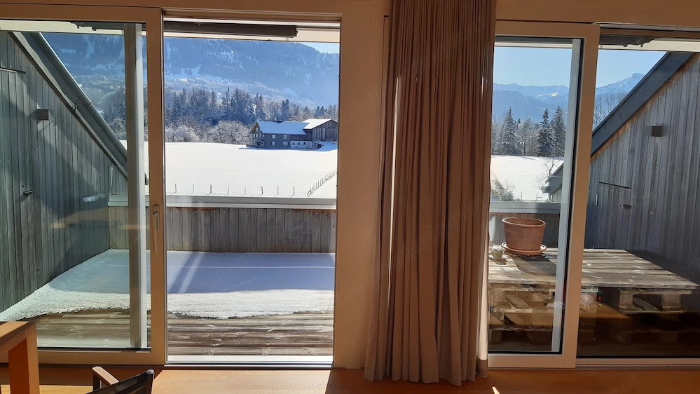 Großzügige 4,5 Dachgeschoss-Wohnung in Lingenau zu vermieten!