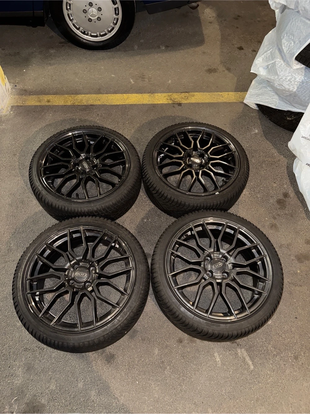 17 Zoll Winter-Kompletträder DOTZ LimeRock für Fiat 500   Abarth (Top Zustand!)