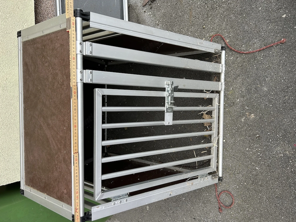 Hundebox fürs Auto