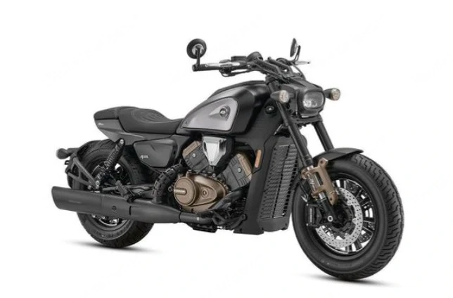 Die QJ-Motor SRV 600V ist ein Cruiser mit sportlicher Note, der sich durch seinen V4-Motor von der M