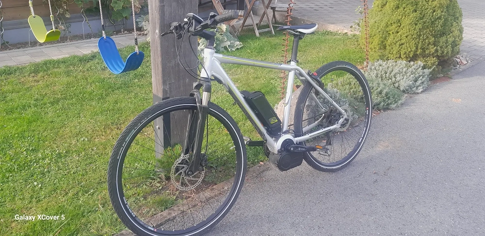 E-Mountain-Blke Genesis cross Lite 400 watt