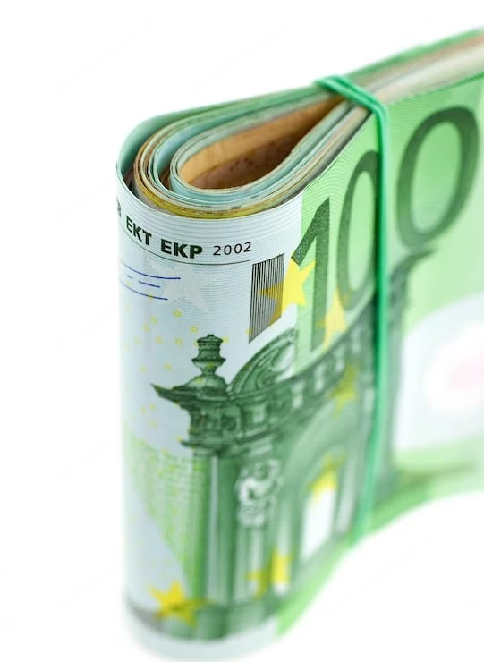Kredi!te und Investitionen in Immobilien, Industrie und Landwirtschaft   sehr einfache Konditionen f