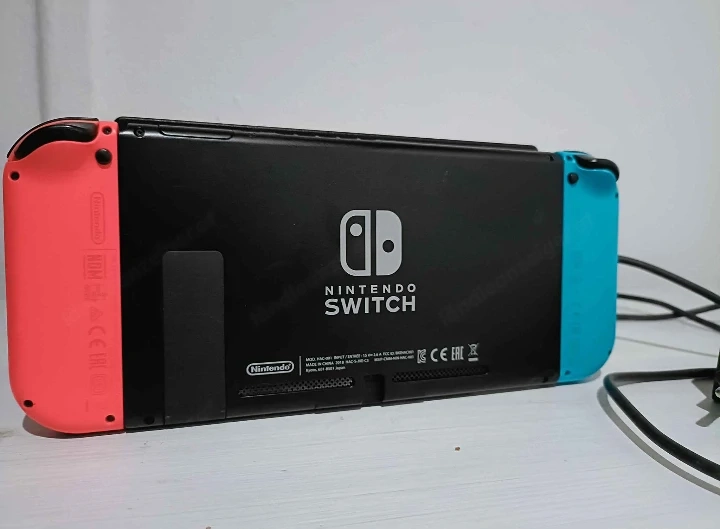 Nintendo Switch OLED, 4K, 120 Hz, 64 GB, in sehr gutem Zustand
