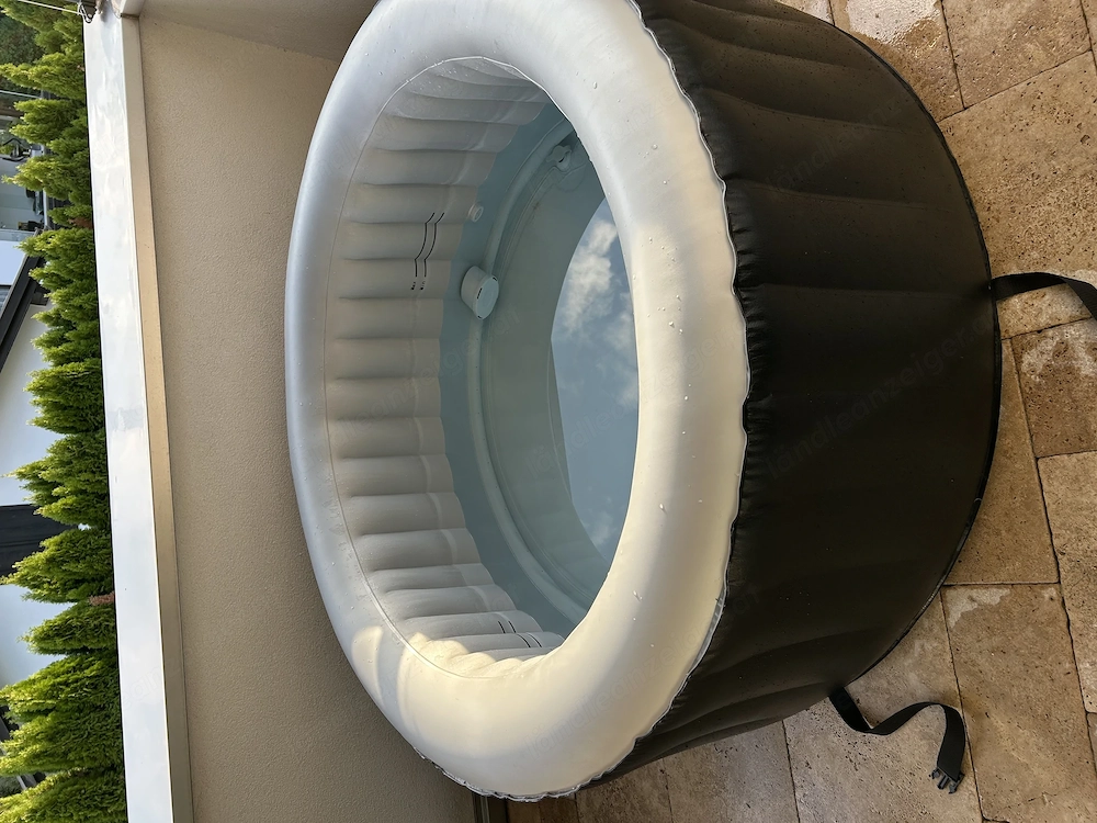 Whirlpool für 2 Personen