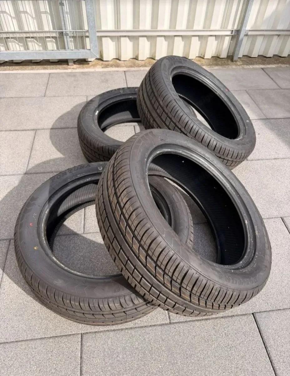 4x 205 55 R17 95W