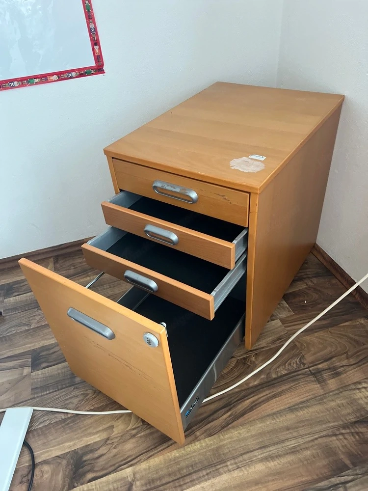 Büroschrank