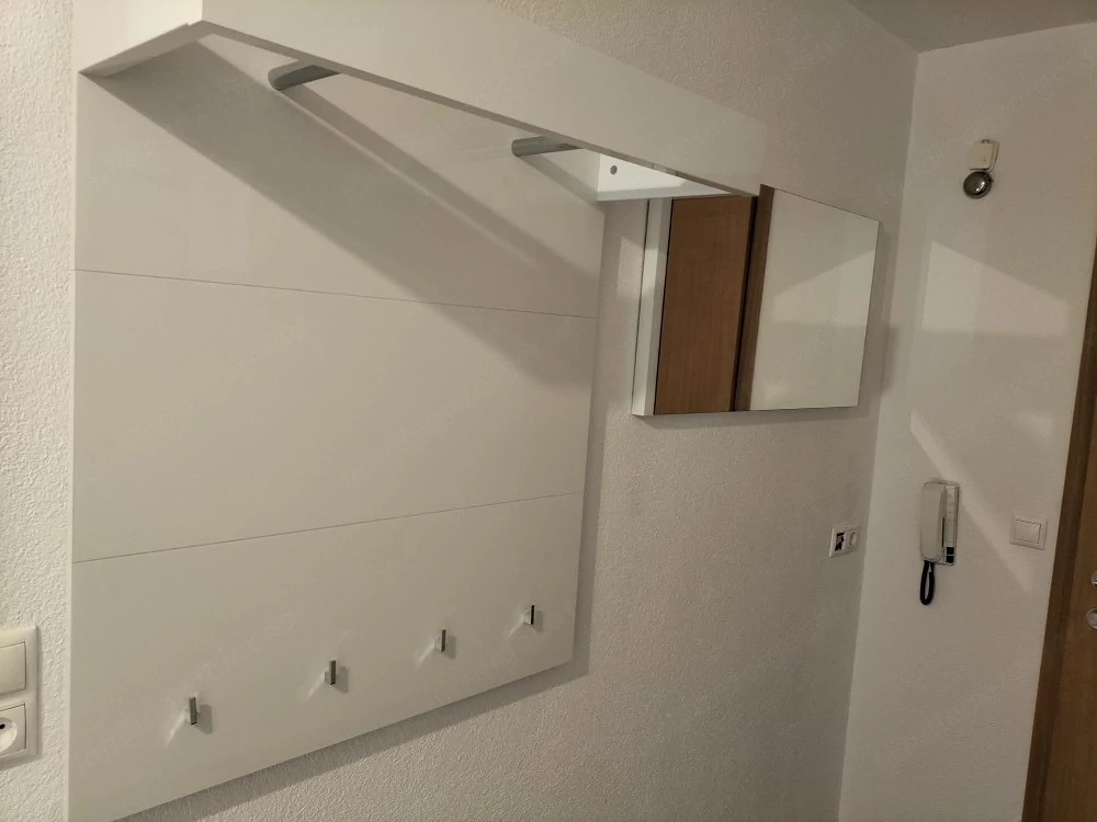 Garderobe mit Spiegel 