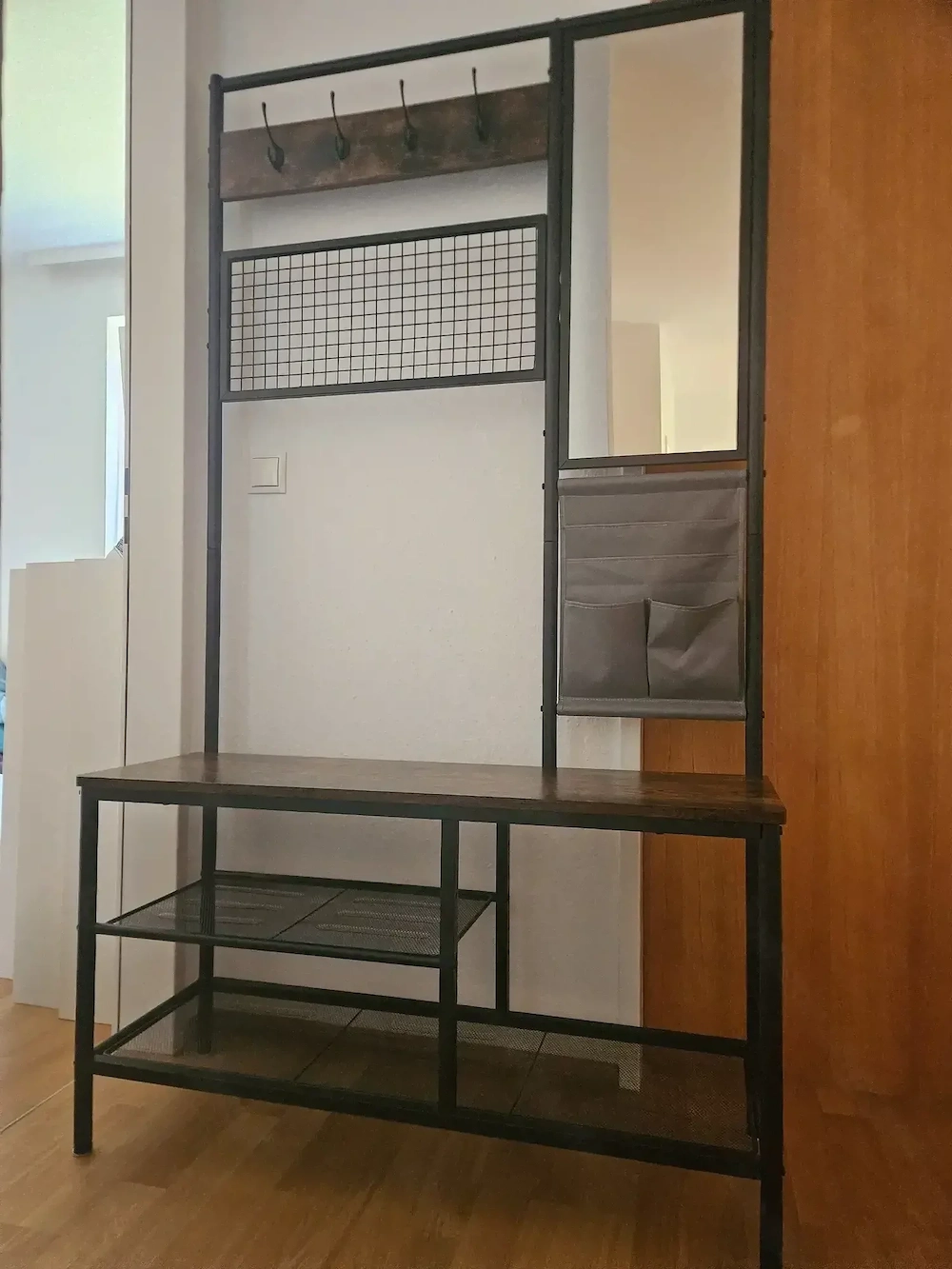 Garderobe mit Schuchregal
