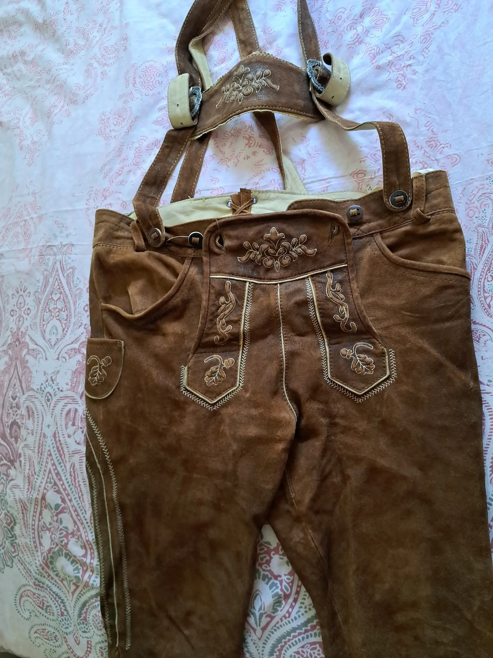 Lederhose  dreiviertel 