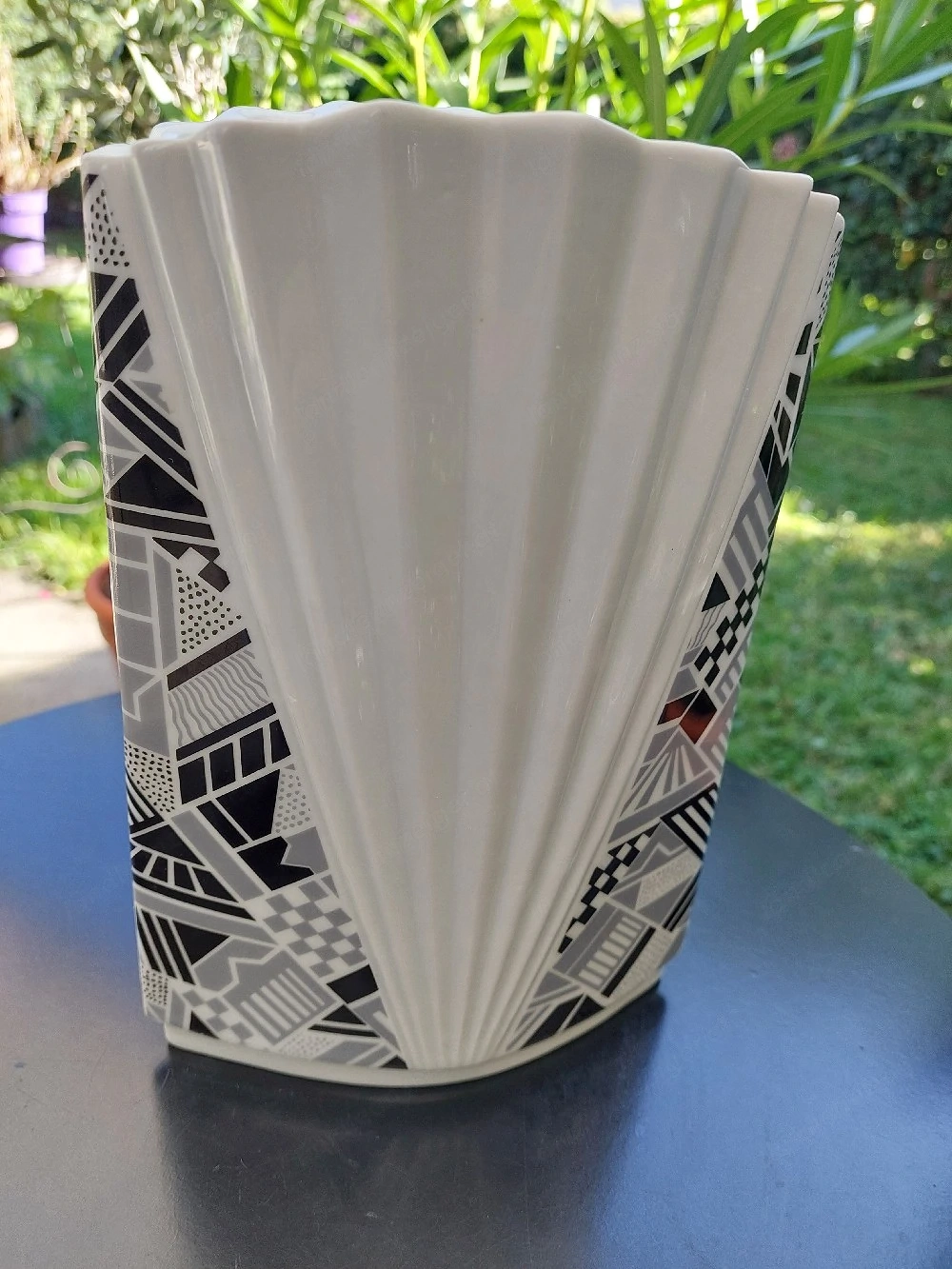 Vase Lichter Porzellan 