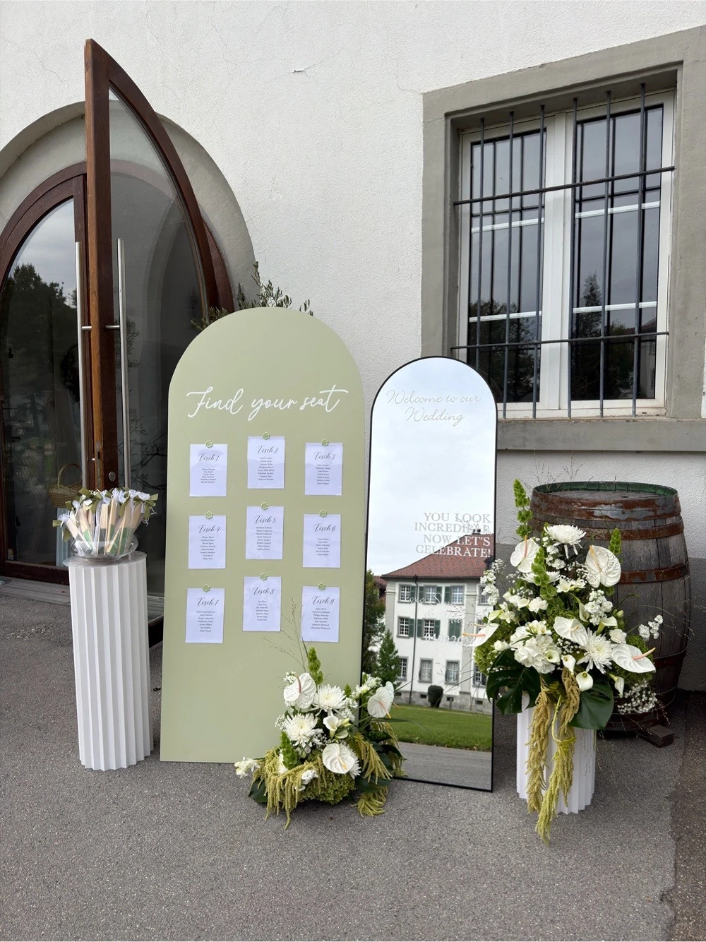 find your seat Aufsteller für Hochzeit oder Party