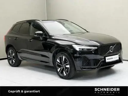 Volvo XC60 Plus, B5 Mild Hybrid, Benzin, Dark W-Paket