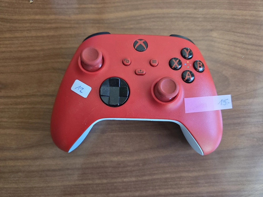 Xbox Controller hellrot