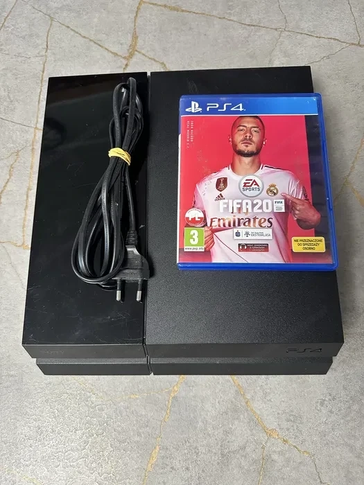 PlayStation 4 fat cuh - 1116a soft 13,52 Fifa 20 in & unter goldHEN