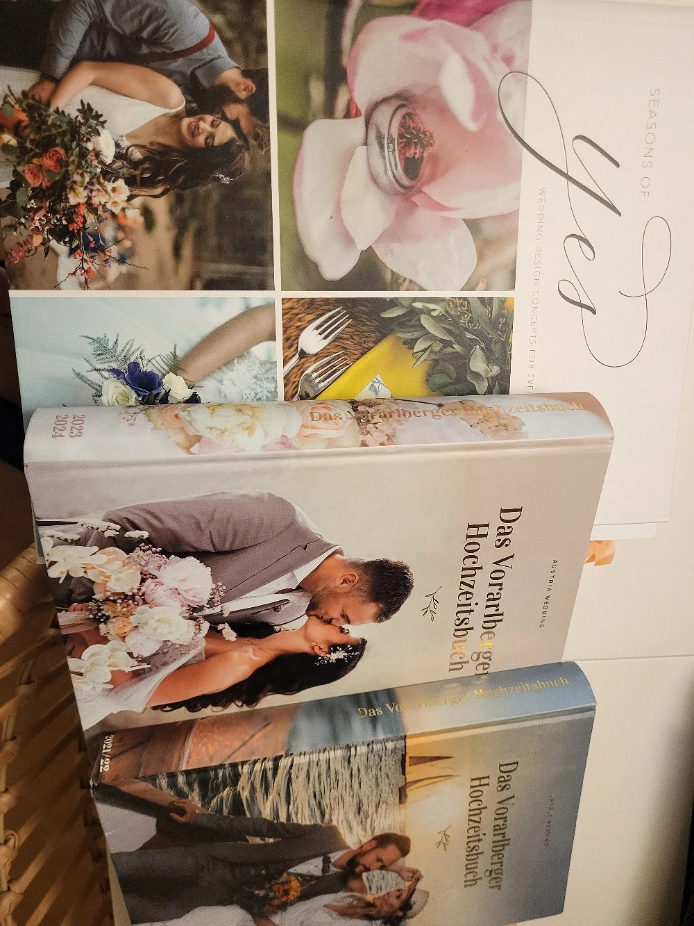 Vorarlberger Hochzeitsbücher und Seasons of Yes concept Buch