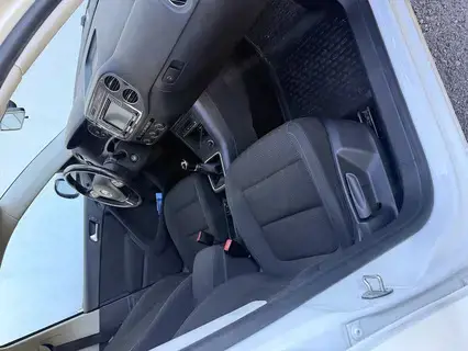 VW Tiguan Tdi 2016 (AHK, 8-Fach Bereift, Carplay)