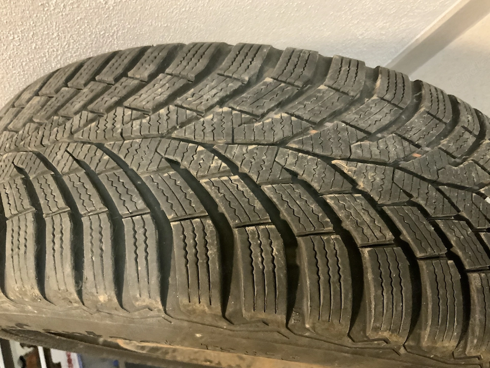 Winterreifen 205 55 R16 4stk
