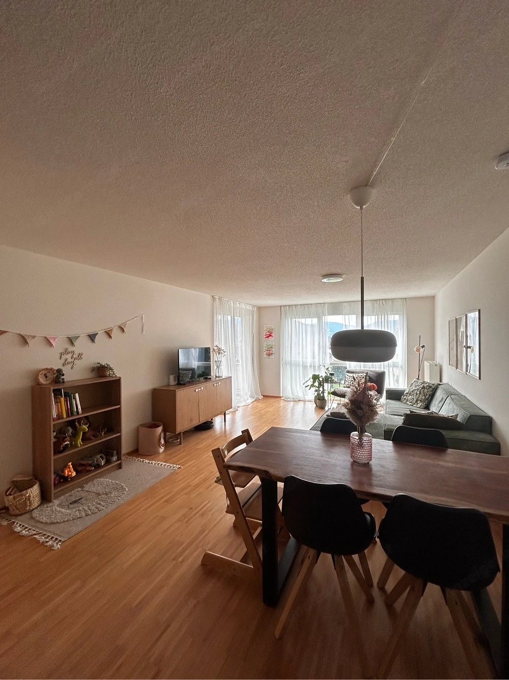 Wunderschöne 3 Zimmer Wohnung mit großem Balkon