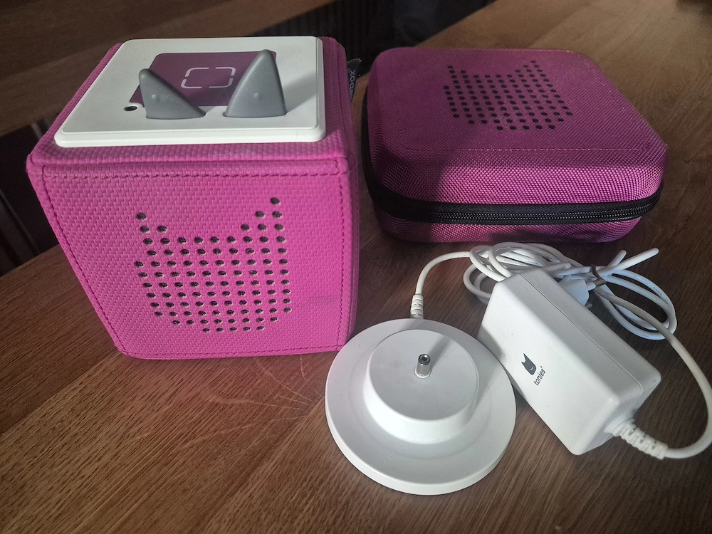 Tonie Box Set mit Transportsbox Beere neuer Akku