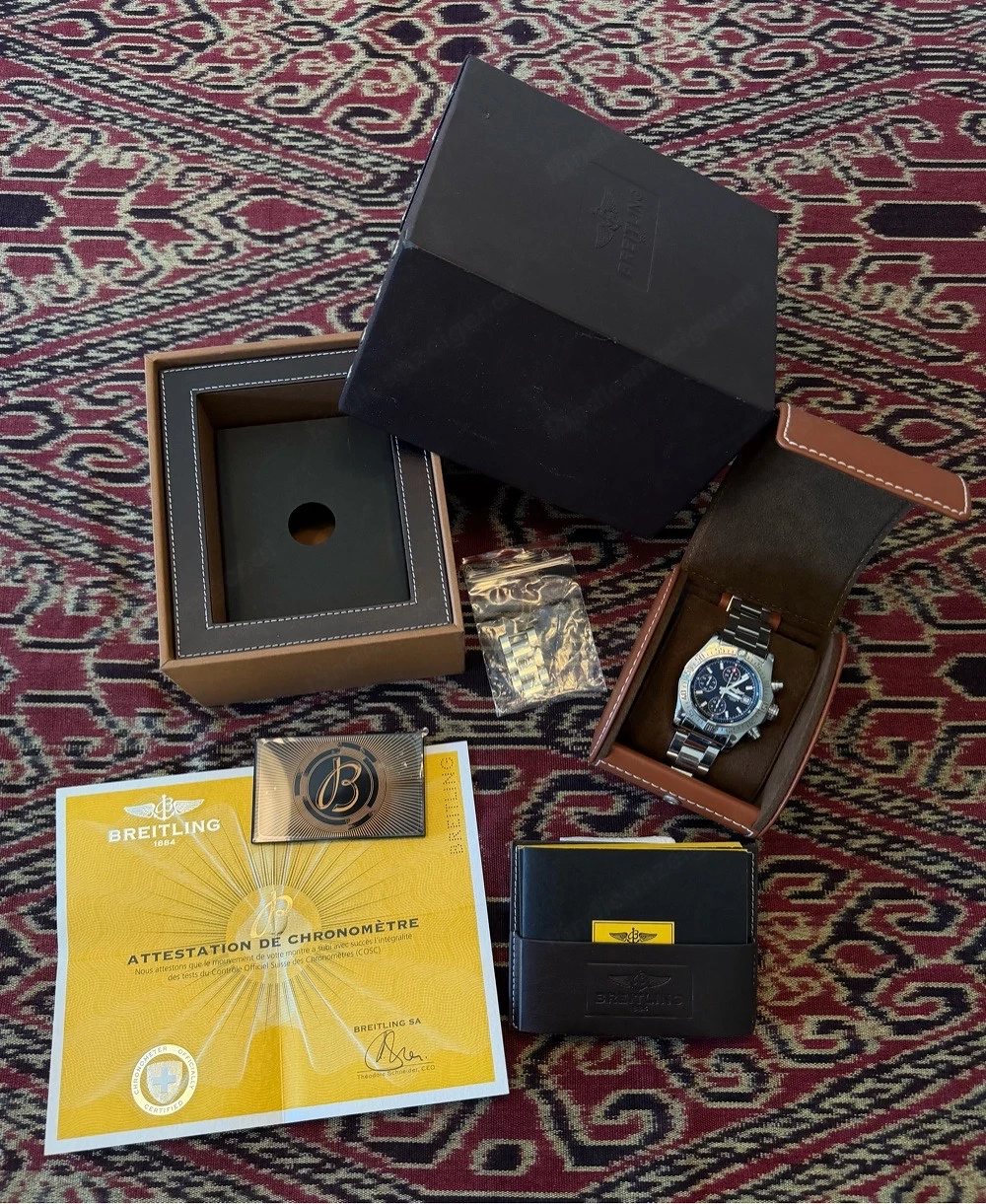 Breitling Avenger II 43 mm