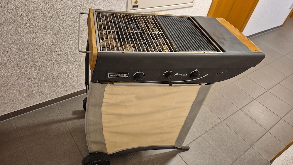 Gasgrill zu verschenken