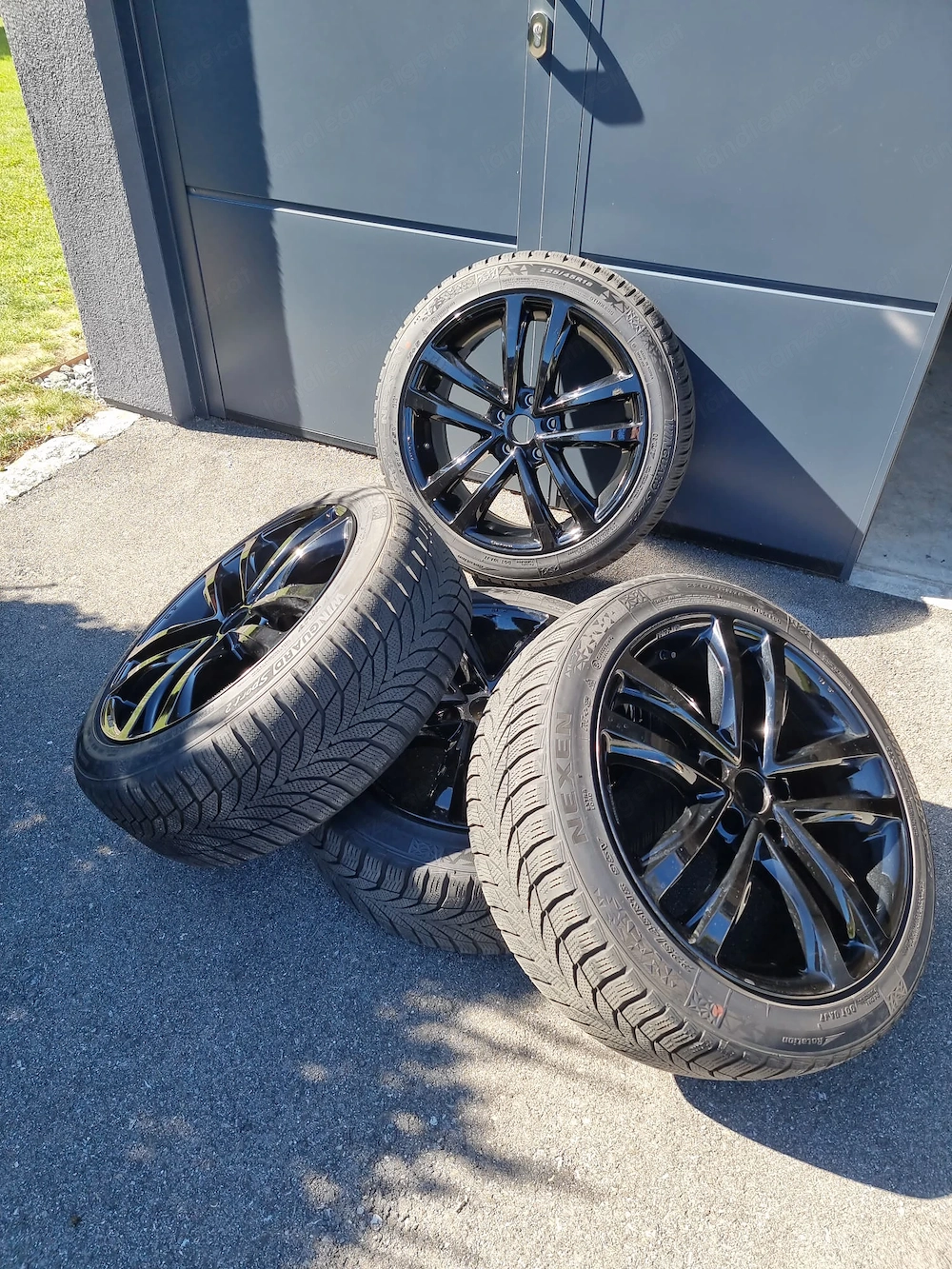 Super 18 zoll schwarze winterräder mit winterbereifung 225 45 r18 95v m+s