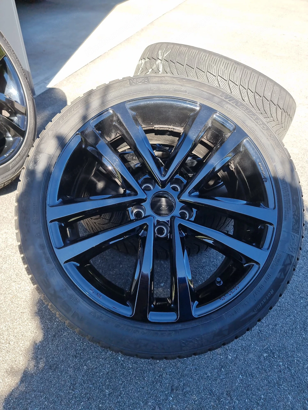  4 stk, super erhaltene 18 zoll schwerze winterräder, mit bereifung gr. 225 45 r18 95v m+s