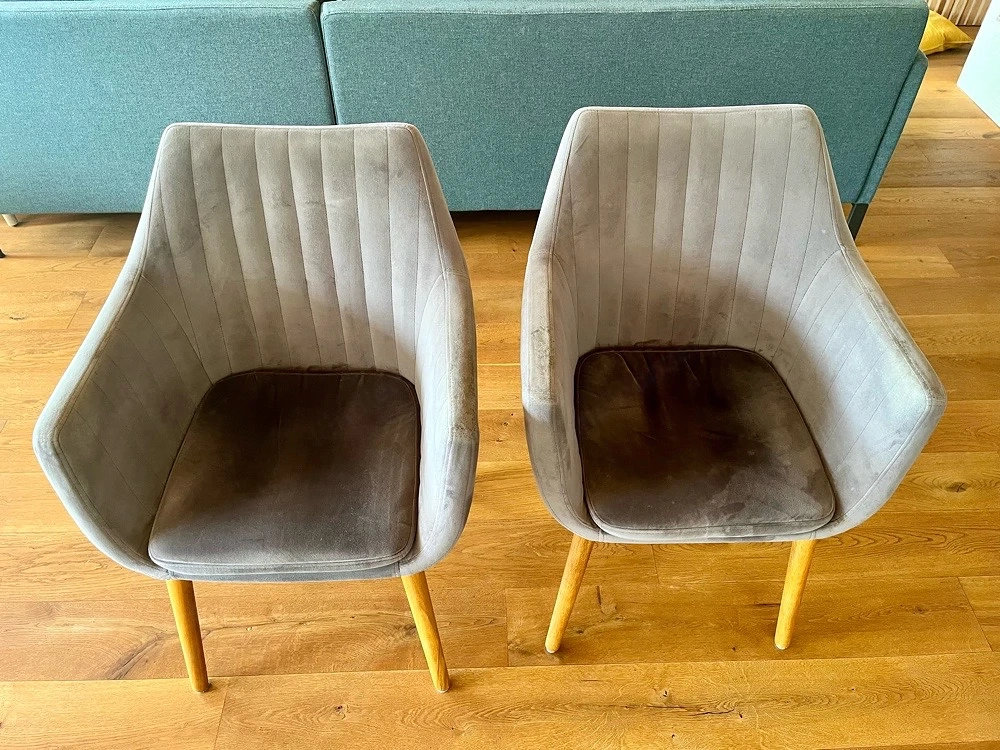 2 Polster Stühle 