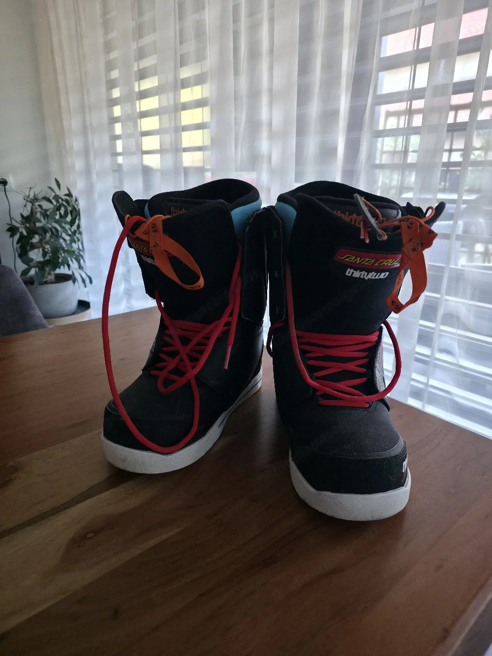Snowboard Boots Santa Cruz