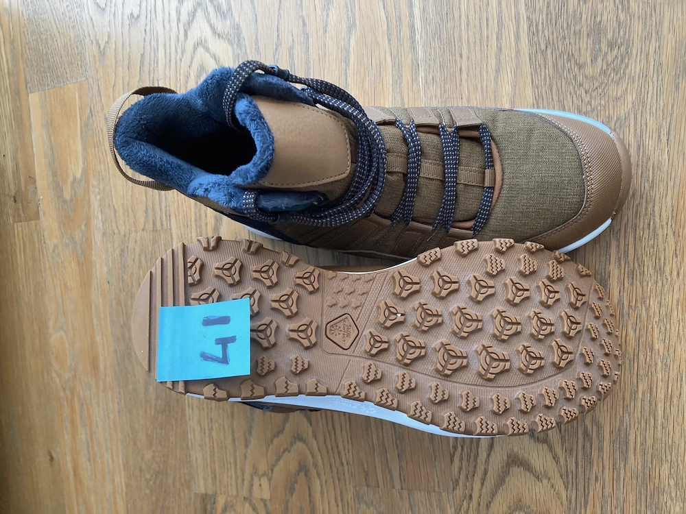 Quechua Winter stiefel für Jungs Gr 41 wie neu. 