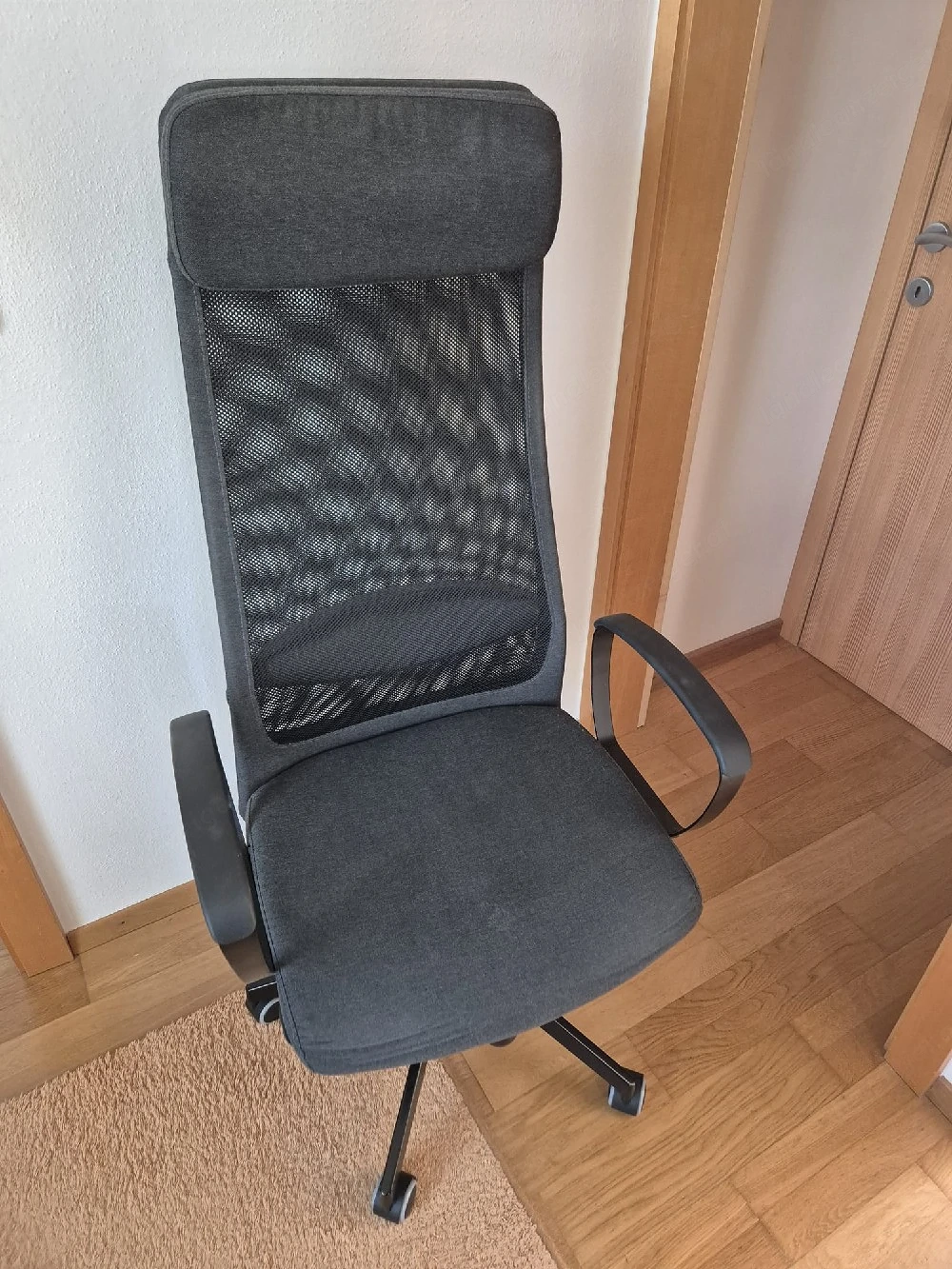 Bürostuhl, zu verschenken