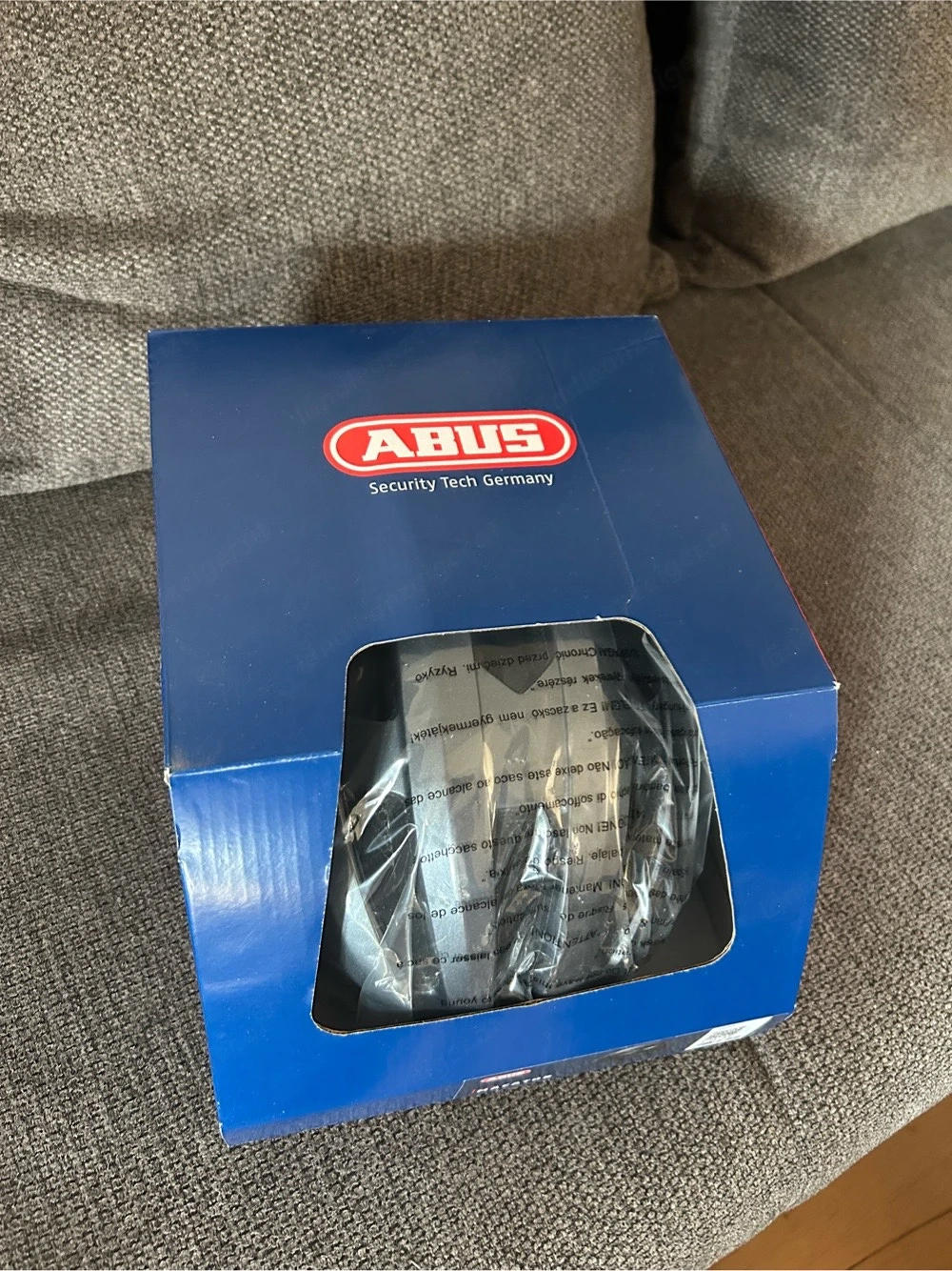 Abus Road Macator Fahrradhelm