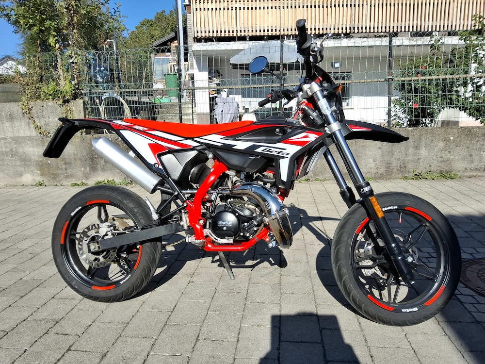 Verkaufe eine Beta 50 RR SPORT BLACK 